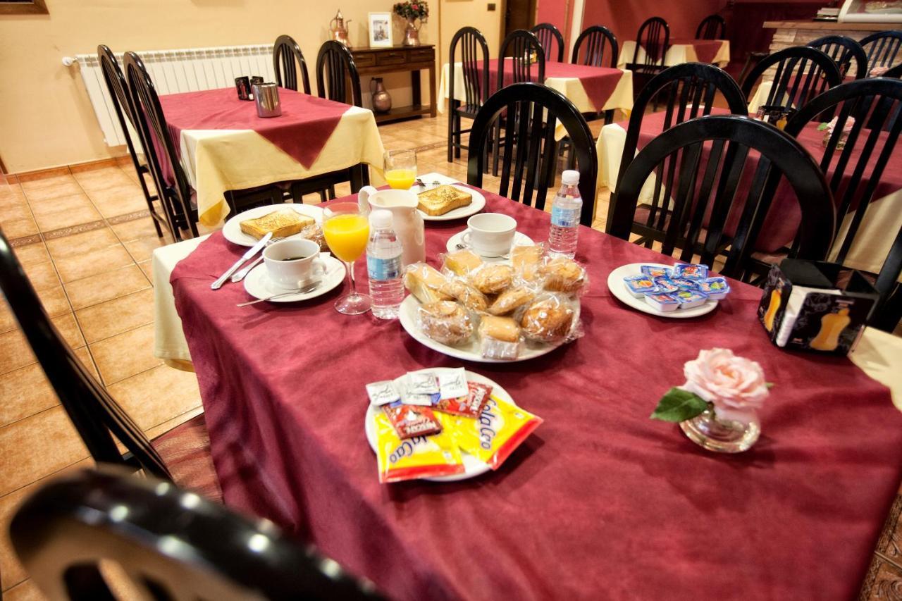 Hotel Covadonga Onís 외부 사진