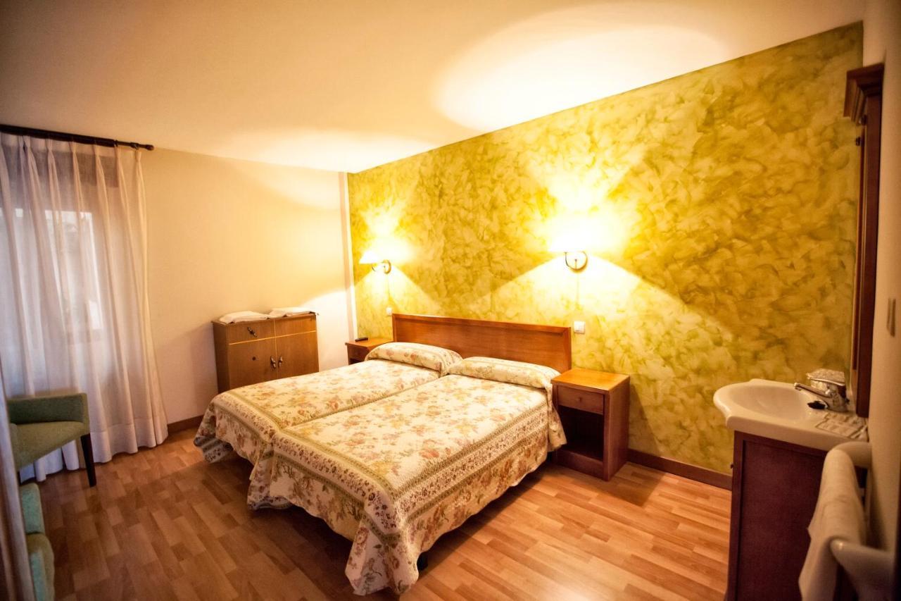 Hotel Covadonga Onís 외부 사진